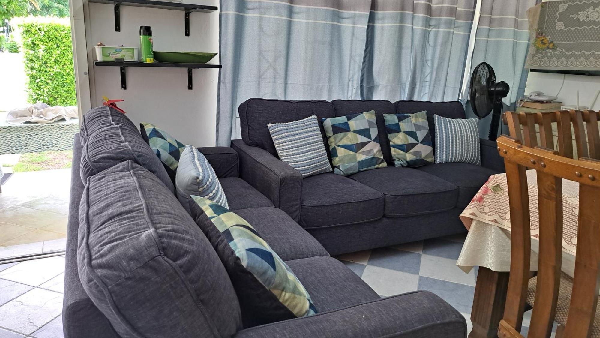 Peaceful And Private Villa Grand Baie Bagian luar foto